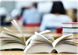 図書館にて法律に関する書籍